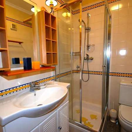 Apartment Cereja - 3 Bedroom In Great Complex With Sea Views, 3 Pools And Sao Martinho do Porto