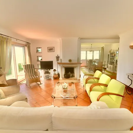 Apartment Cereja - 3 Bedroom In Great Complex With Sea Views, 3 Pools And